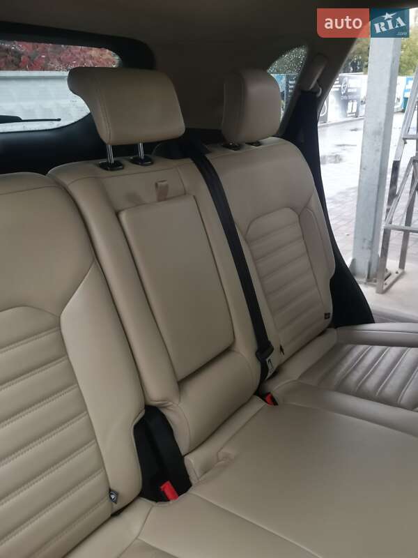 Внедорожник / Кроссовер Ford Edge 2018 в Хмельницком
