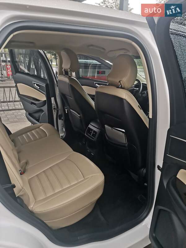 Внедорожник / Кроссовер Ford Edge 2018 в Хмельницком