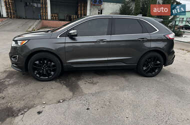 Позашляховик / Кросовер Ford Edge 2015 в 