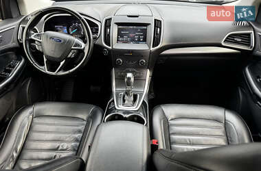 Позашляховик / Кросовер Ford Edge 2015 в 