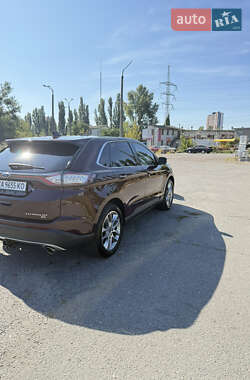 Позашляховик / Кросовер Ford Edge 2018 в 