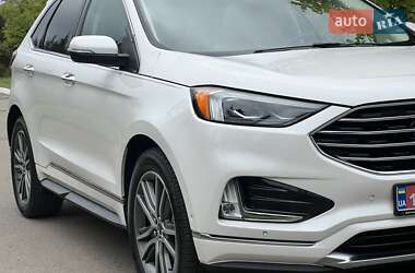 Внедорожник / Кроссовер Ford Edge 2020 в 