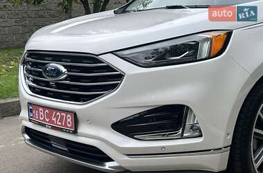 Внедорожник / Кроссовер Ford Edge 2020 в 