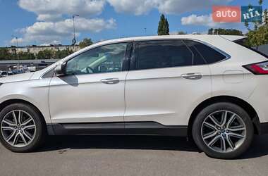 Внедорожник / Кроссовер Ford Edge 2019 в 
