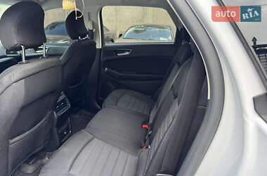 Внедорожник / Кроссовер Ford Edge 2015 в 