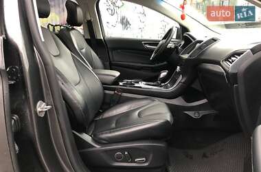 Позашляховик / Кросовер Ford Edge 2017 в 