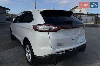 Позашляховик / Кросовер Ford Edge 2019 в 