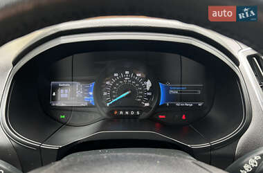 Внедорожник / Кроссовер Ford Edge 2022 в 