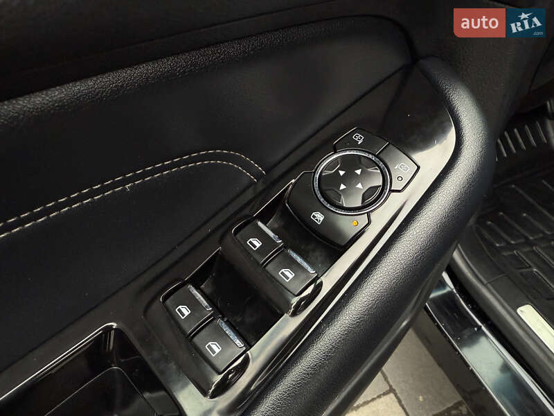 Внедорожник / Кроссовер Ford Edge 2018 в Дрогобыче фото 26 Внедорожник / Кроссовер Ford Edge 2018 в Дрогобыче