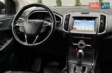 Позашляховик / Кросовер Ford Edge 2018 в 