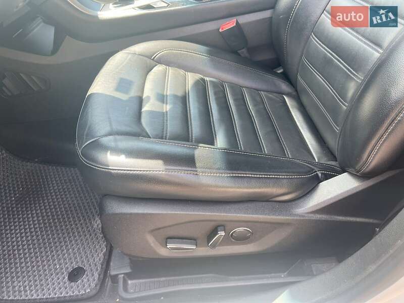 Внедорожник / Кроссовер Ford Edge 2015 в Львове
