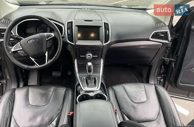 Внедорожник / Кроссовер Ford Edge 2018 в 