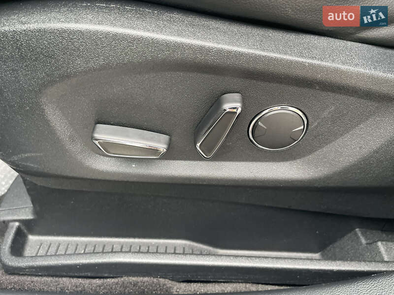 Внедорожник / Кроссовер Ford Edge 2018 в Киеве