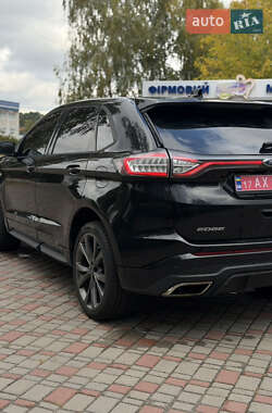 Внедорожник / Кроссовер Ford Edge 2018 в 