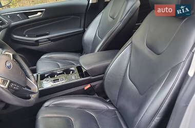 Внедорожник / Кроссовер Ford Edge 2019 в 