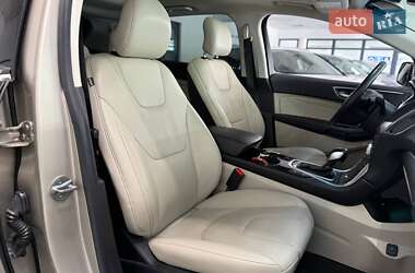 Внедорожник / Кроссовер Ford Edge 2017 в 
