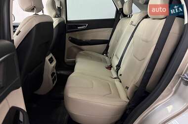 Внедорожник / Кроссовер Ford Edge 2017 в 
