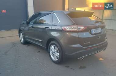 Позашляховик / Кросовер Ford Edge 2016 в 