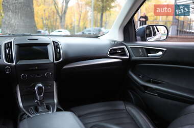 Внедорожник / Кроссовер Ford Edge 2016 в 