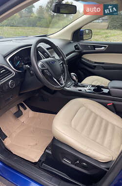 Внедорожник / Кроссовер Ford Edge 2015 в 