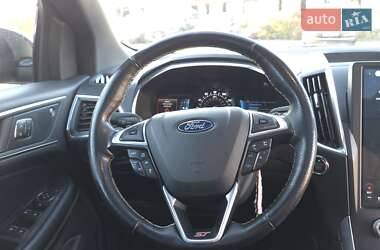 Внедорожник / Кроссовер Ford Edge 2021 в 