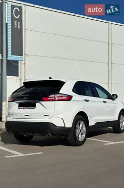 Внедорожник / Кроссовер Ford Edge 2020 в 