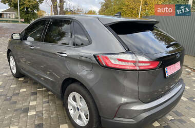 Позашляховик / Кросовер Ford Edge 2022 в 