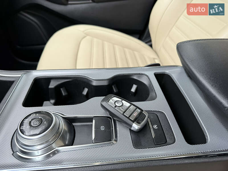 Внедорожник / Кроссовер Ford Edge 2021 в Ивано-Франковске