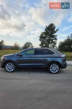 Внедорожник / Кроссовер Ford Edge 2018 в 