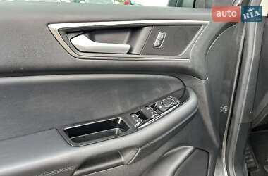 Внедорожник / Кроссовер Ford Edge 2015 в 