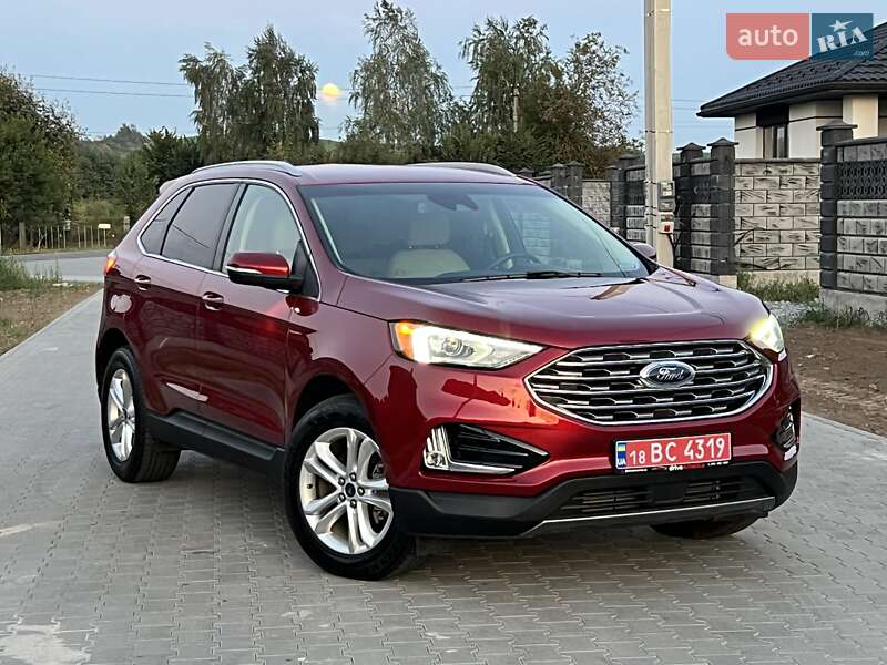 Позашляховик / Кросовер Ford Edge 2019 в Рівному