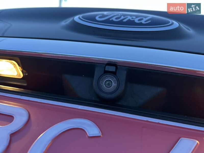 Позашляховик / Кросовер Ford Edge 2019 в Рівному