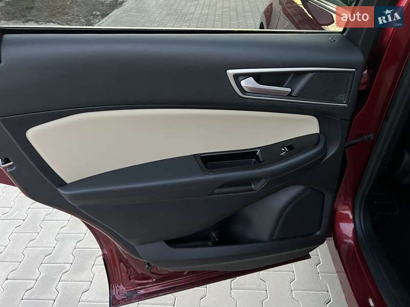Позашляховик / Кросовер Ford Edge 2019 в Рівному