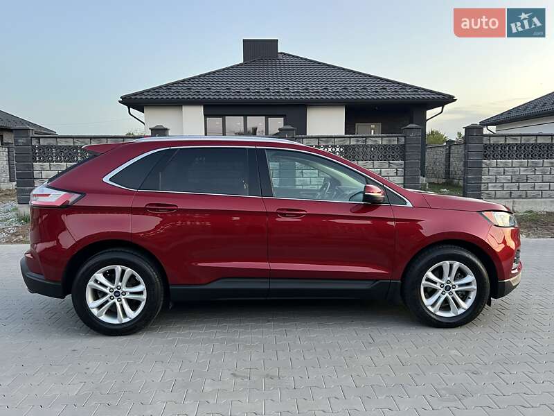 Позашляховик / Кросовер Ford Edge 2019 в Рівному
