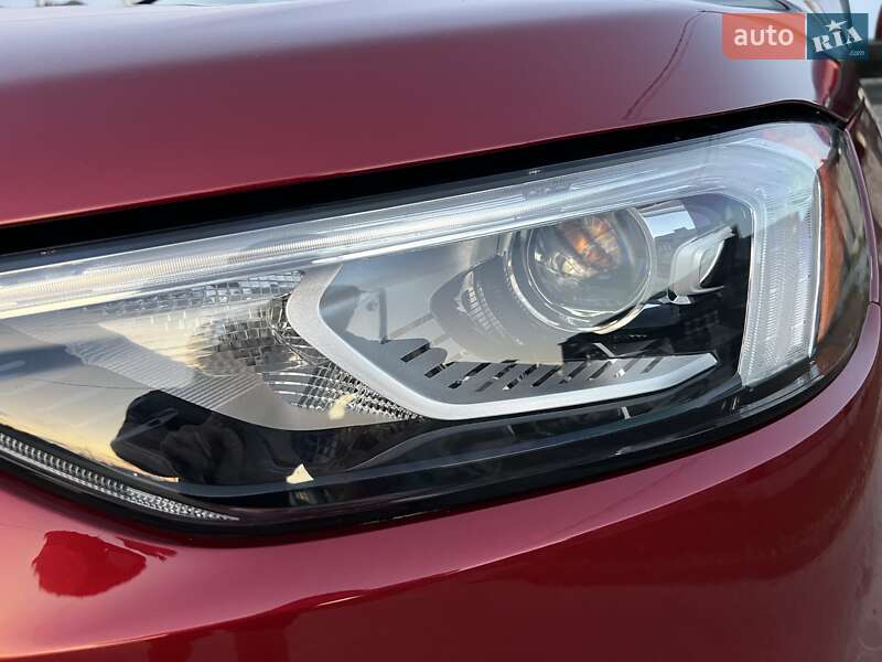 Позашляховик / Кросовер Ford Edge 2019 в Рівному