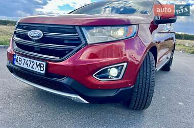 Позашляховик / Кросовер Ford Edge 2015 в 