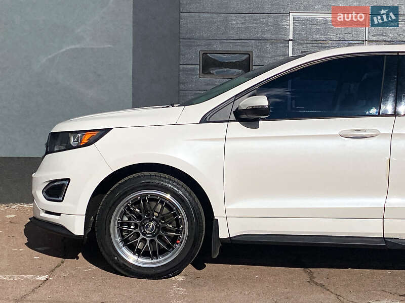 Позашляховик / Кросовер Ford Edge 2017 в Києві