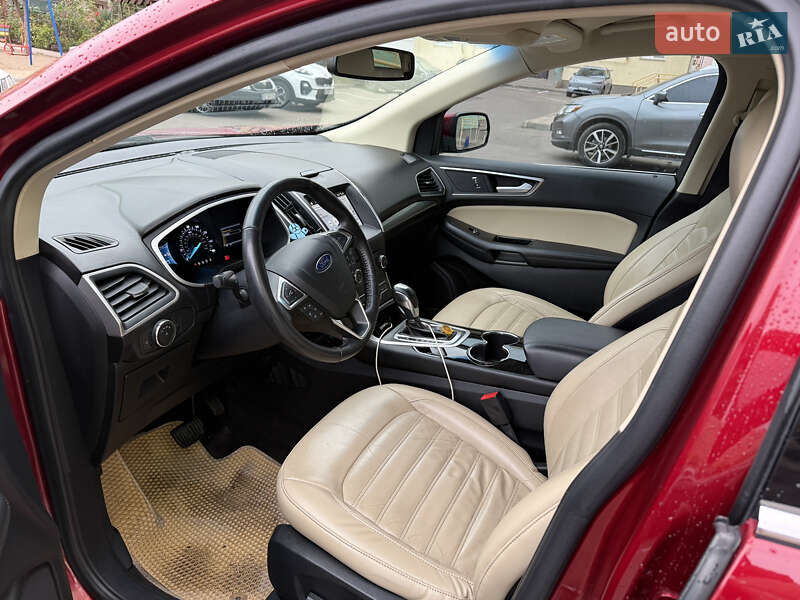 Внедорожник / Кроссовер Ford Edge 2016 в Николаеве