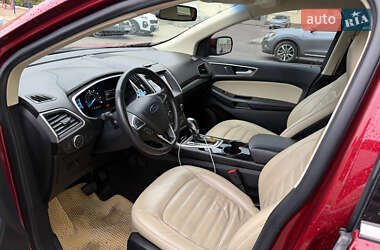 Внедорожник / Кроссовер Ford Edge 2016 в 