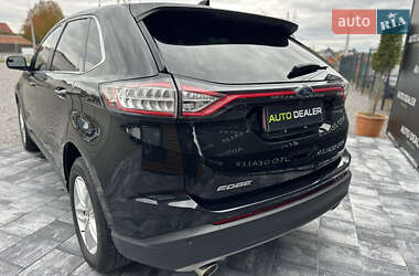 Позашляховик / Кросовер Ford Edge 2017 в 