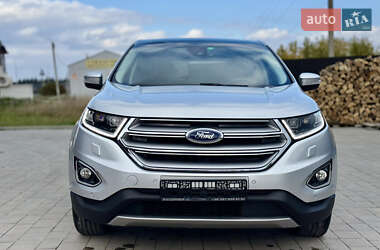 Позашляховик / Кросовер Ford Edge 2017 в 