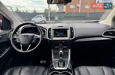 Позашляховик / Кросовер Ford Edge 2017 в 