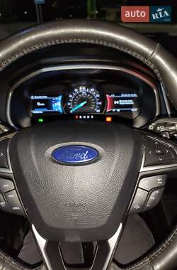 Ford Edge 2015