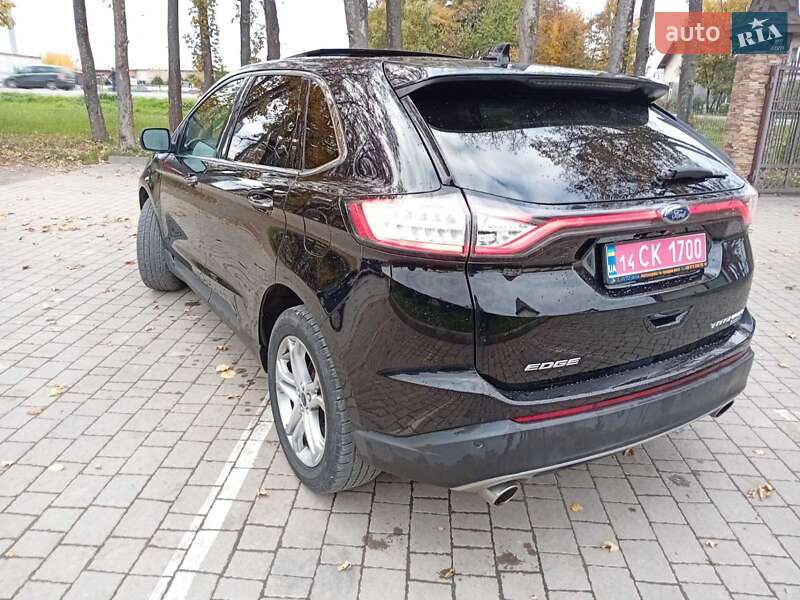 Позашляховик / Кросовер Ford Edge 2017 в Стрию
