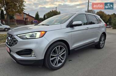 Внедорожник / Кроссовер Ford Edge 2019 в 