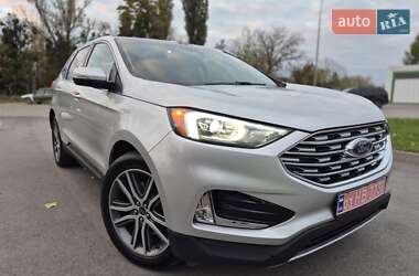 Внедорожник / Кроссовер Ford Edge 2019 в 