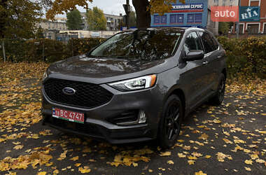 Позашляховик / Кросовер Ford Edge 2021 в 