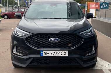 Позашляховик / Кросовер Ford Edge 2019 в 