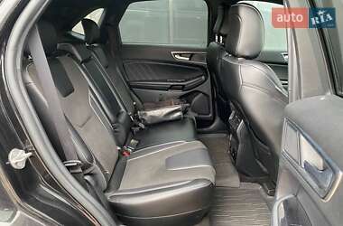 Позашляховик / Кросовер Ford Edge 2019 в 