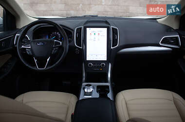 Внедорожник / Кроссовер Ford Edge 2022 в 
